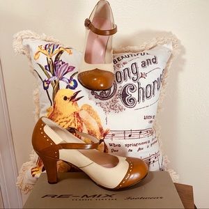 Remix Retro Baby Jane Pumps